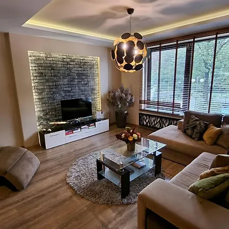 Jedynka Apartments Iwonicz-Zdrój Esterno foto